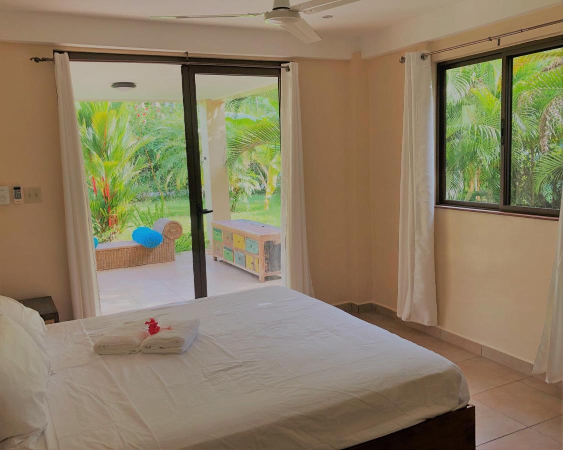 Bed and Breakfast Sol Y Sombra Bocas del Toro Exteriér fotografie