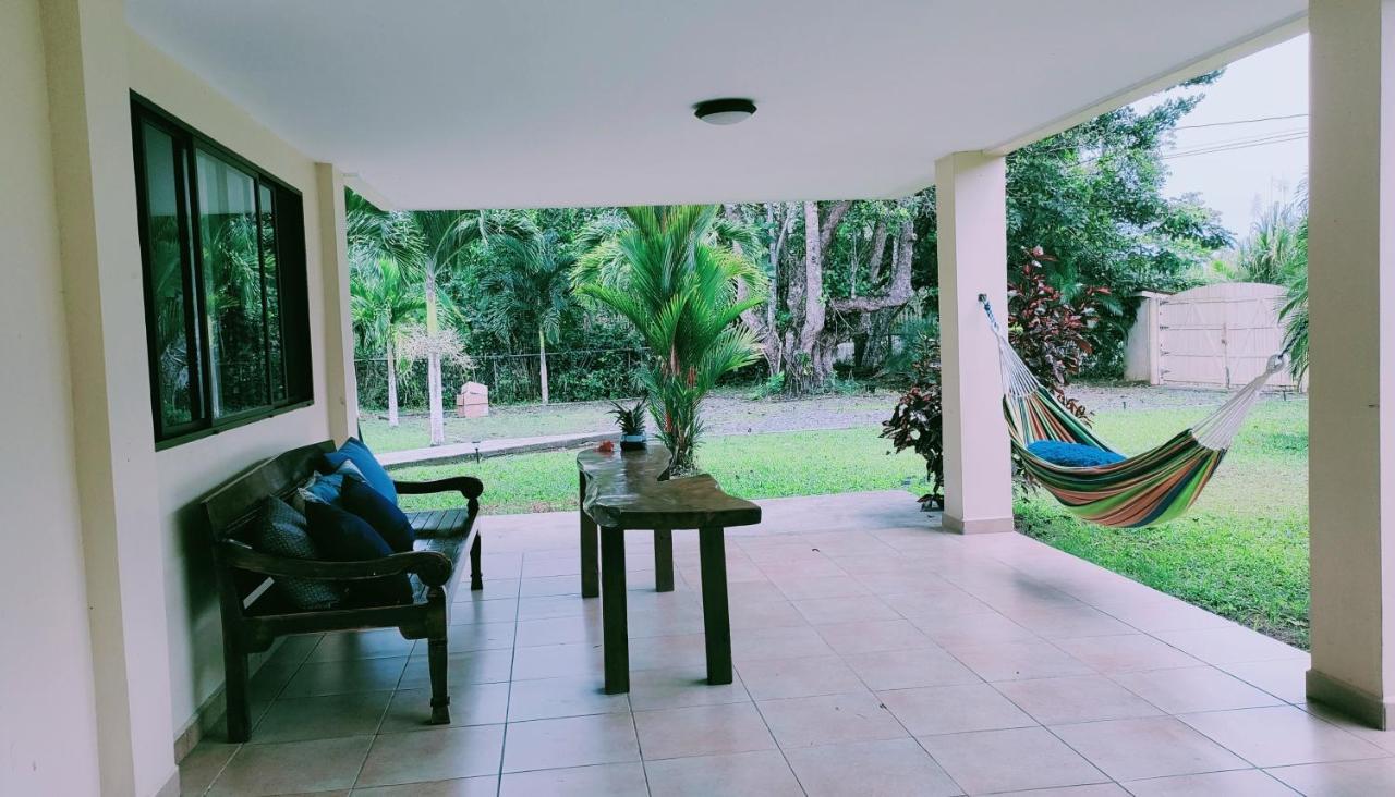 Bed and Breakfast Sol Y Sombra Bocas del Toro Exteriér fotografie